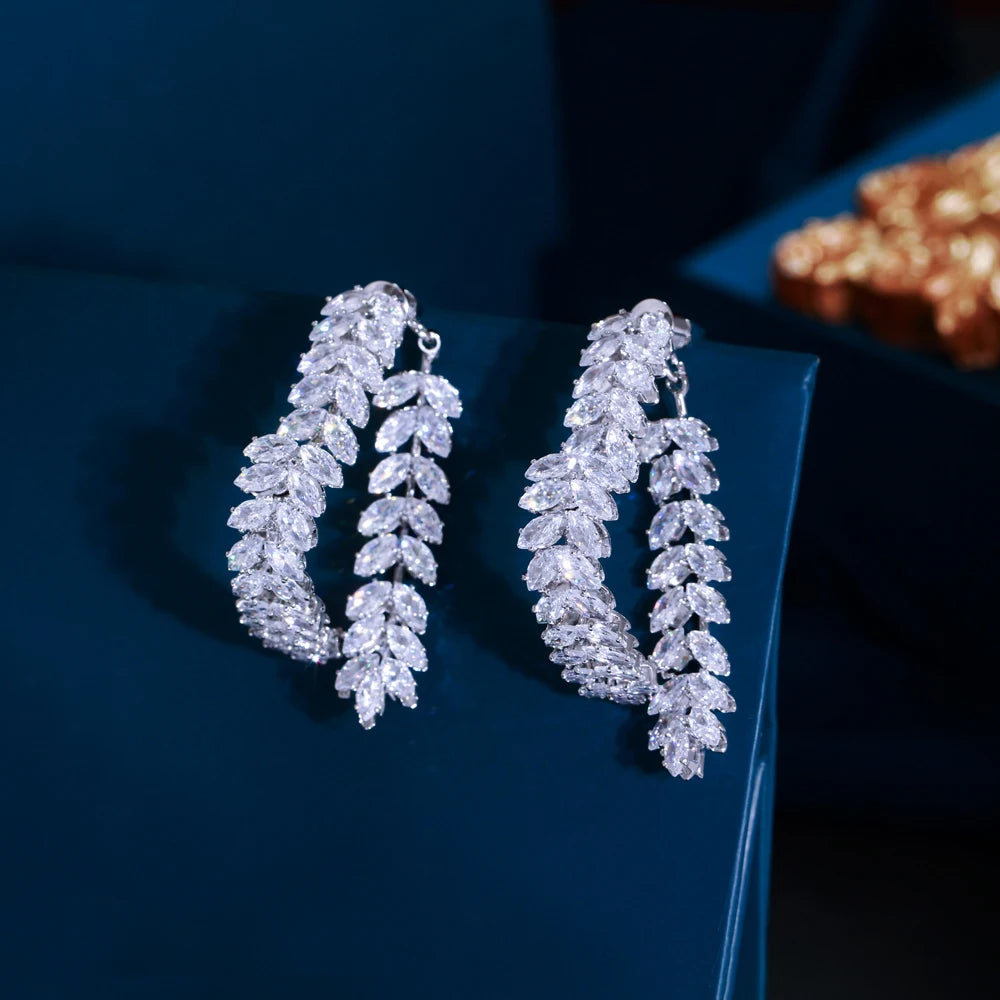 CWWZircons Cluster Fringed Leaf Shape Shiny Cubic Zirconia Dangle Drop Earrings for Women Daily Party Engagement Jewelry CZ943